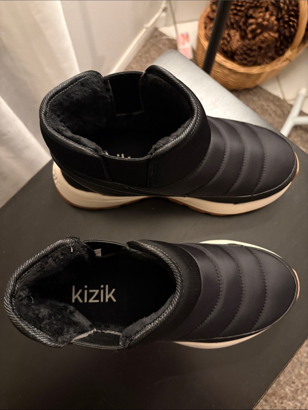 Kizik slip on boots Woman’s